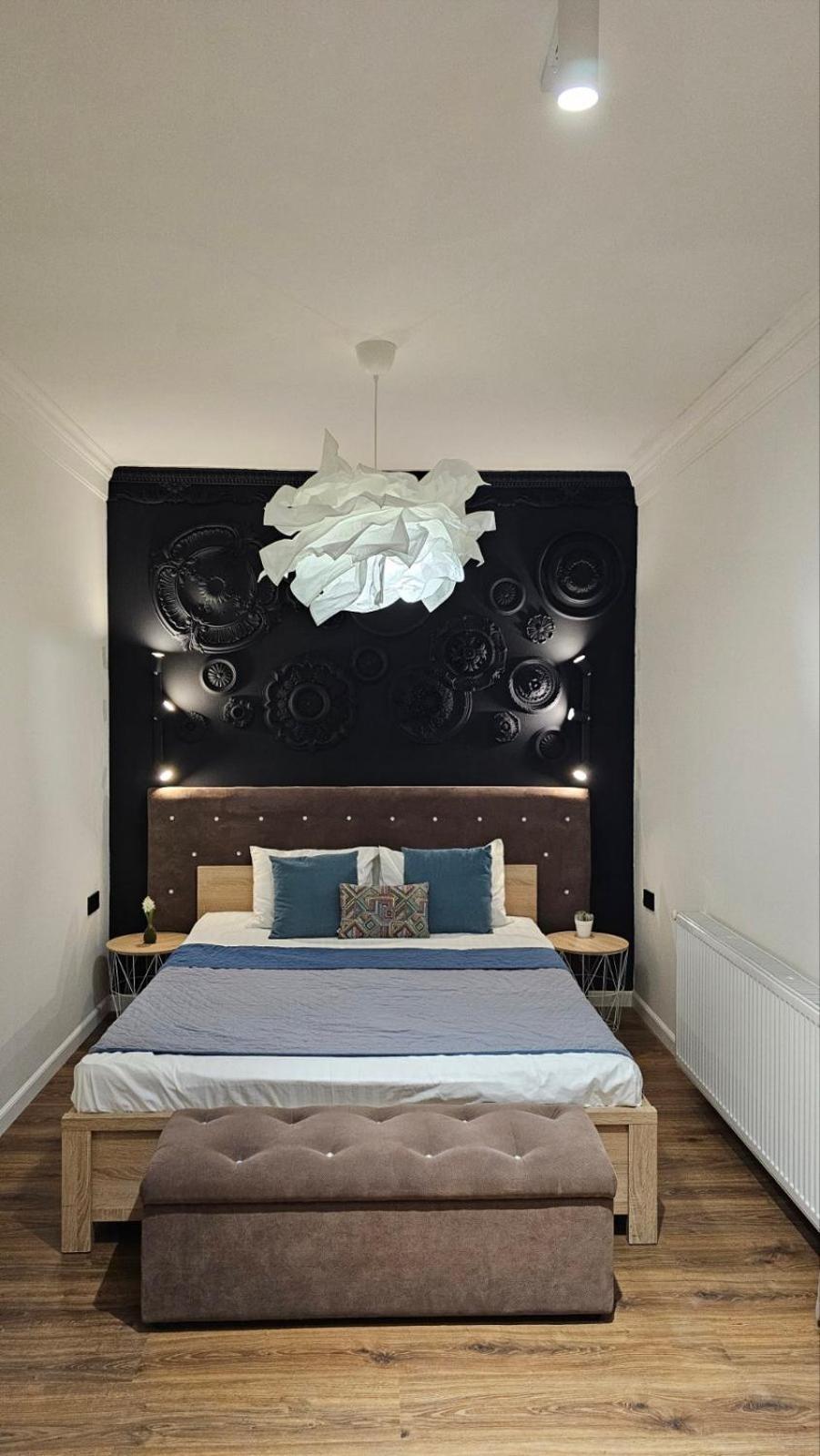 Black Room Apartment Мукачеве Екстериор снимка